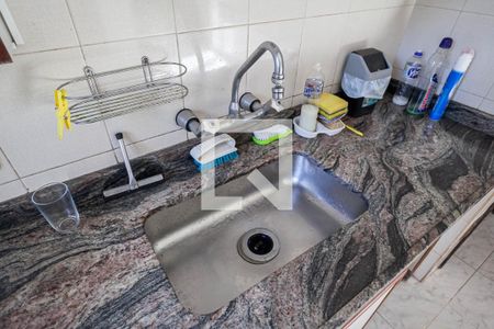 Casa à venda com 180m², 3 quartos e 3 vagas Casa à venda com 180m², 3 quartos e 3 vagasCozinha