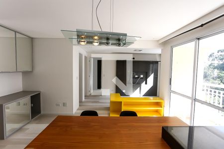 Sala de apartamento para alugar com 2 quartos, 73m² em Jardim Ampliação, São Paulo