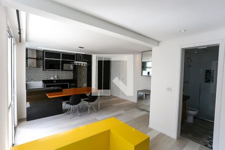 Sala de apartamento para alugar com 2 quartos, 73m² em Jardim Ampliação, São Paulo