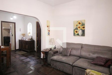 Casa à venda com 140m², 3 quartos e 2 vagasSala