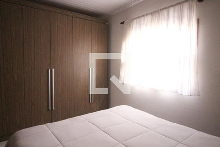 Casa à venda com 140m², 3 quartos e 2 vagasQuarto 