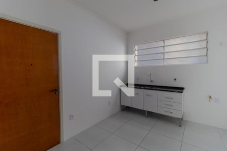 Apartamento à venda com 101m², 2 quartos e 1 vagaCozinha