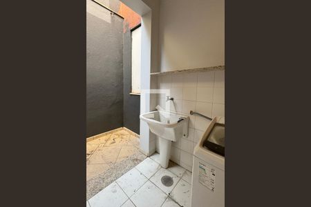 Casa de condomínio à venda com 320m², 4 quartos e 4 vagasÁrea de Serviço