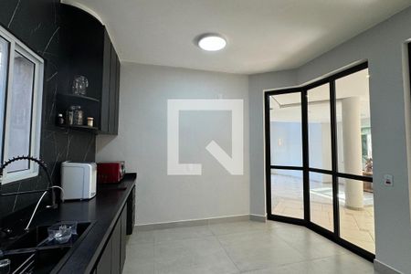 Casa de condomínio à venda com 320m², 4 quartos e 4 vagasCozinha