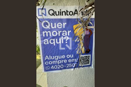 Casa de condomínio à venda com 320m², 4 quartos e 4 vagasFachada