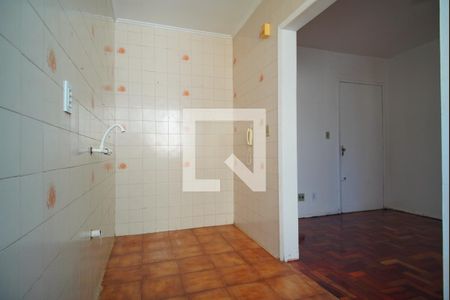 Cozinha  de apartamento para alugar com 1 quarto, 32m² em Vila Ipiranga, Porto Alegre