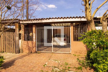 Casa à venda com 40m², 2 quartos e 2 vagas Casa à venda com 40m², 2 quartos e 2 vagasFachada