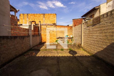 Casa à venda com 40m², 2 quartos e 2 vagas Casa à venda com 40m², 2 quartos e 2 vagasÁrea Externa