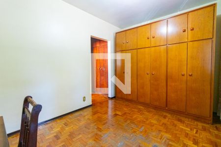 Casa à venda com 178m², 3 quartos e 4 vagasSuíte