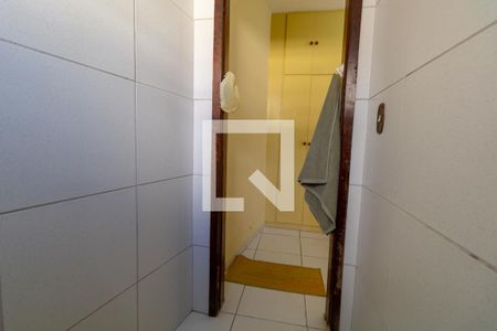 Casa à venda com 178m², 3 quartos e 4 vagasBanheiro de Serviço
