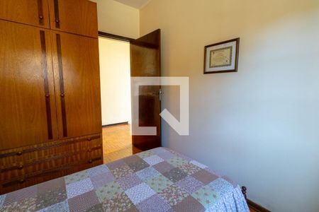 Casa à venda com 178m², 3 quartos e 4 vagasQuarto 2