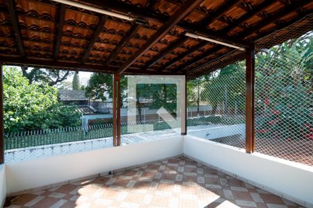 Casa à venda com 800m², 4 quartos e 4 vagas Casa à venda com 800m², 4 quartos e 4 vagasVaranda Quarto 1 e Suíte 3