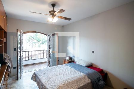 Casa à venda com 800m², 4 quartos e 4 vagas Casa à venda com 800m², 4 quartos e 4 vagasQuarto 2