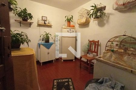Casa à venda com 134m², 3 quartos e 2 vagas Casa à venda com 134m², 3 quartos e 2 vagasCozinha Edícula