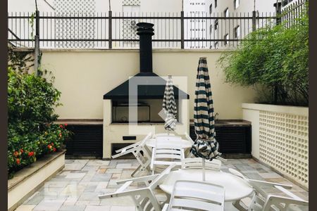 Apartamento à venda com 220m², 4 quartos e 3 vagas Apartamento à venda com 220m², 4 quartos e 3 vagasÁrea comum