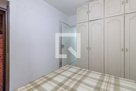 Apartamento à venda com 220m², 4 quartos e 3 vagas Apartamento à venda com 220m², 4 quartos e 3 vagasSuite 3