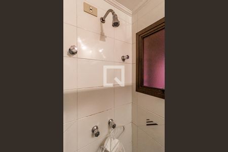 Apartamento à venda com 220m², 4 quartos e 3 vagas Apartamento à venda com 220m², 4 quartos e 3 vagasBanheiro Suite 1