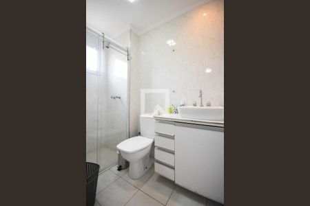 Apartamento à venda com 95m², 2 quartos e 2 vagas Apartamento à venda com 95m², 2 quartos e 2 vagasBanheiro suíte 1