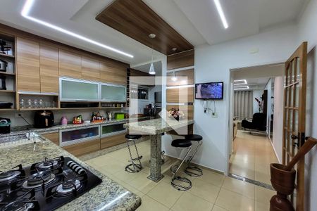 Casa à venda com 155m², 3 quartos e 3 vagas Casa à venda com 155m², 3 quartos e 3 vagasCozinha