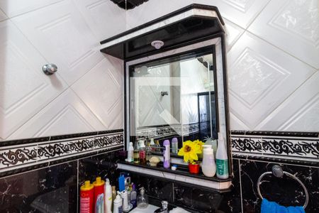 Apartamento para alugar com 680m², 4 quartos e 2 vagas Apartamento para alugar com 680m², 4 quartos e 2 vagasDetalhe do banheiro da suíte 4