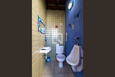 Apartamento para alugar com 680m², 4 quartos e 2 vagas Apartamento para alugar com 680m², 4 quartos e 2 vagasBanheiro do salão