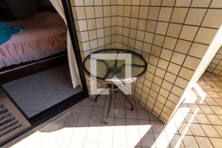 Apartamento para alugar com 680m², 4 quartos e 2 vagas Apartamento para alugar com 680m², 4 quartos e 2 vagasDetalhe da varanda da suíte 4