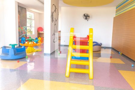 Apartamento à venda com 107m², 3 quartos e 2 vagas Apartamento à venda com 107m², 3 quartos e 2 vagasPlayground