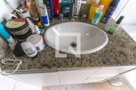 Apartamento à venda com 107m², 3 quartos e 2 vagas Apartamento à venda com 107m², 3 quartos e 2 vagasPia