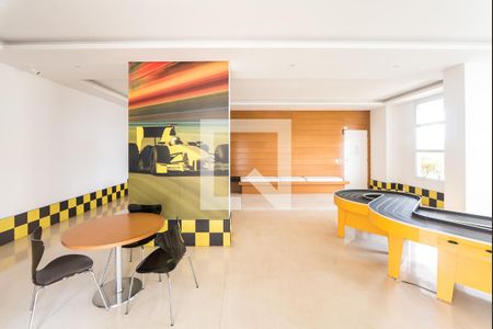 Apartamento à venda com 107m², 3 quartos e 2 vagas Apartamento à venda com 107m², 3 quartos e 2 vagasSalão de jogos