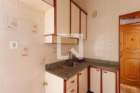 Apartamento à venda com 65m², 2 quartos e 1 vaga Apartamento à venda com 65m², 2 quartos e 1 vagaCozinha