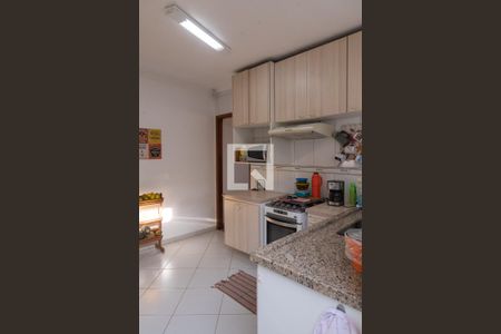 Casa à venda com 136m², 3 quartos e 4 vagas Casa à venda com 136m², 3 quartos e 4 vagasCozinha