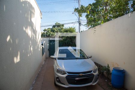 Casa à venda com 136m², 3 quartos e 4 vagas Casa à venda com 136m², 3 quartos e 4 vagasGaragem