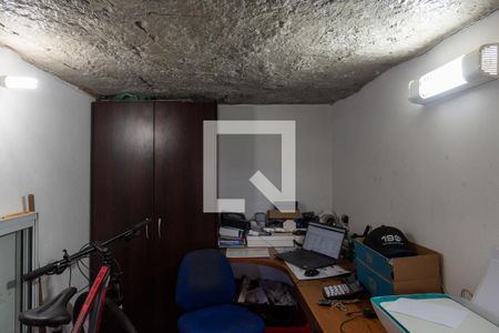 Casa à venda com 136m², 3 quartos e 4 vagas Casa à venda com 136m², 3 quartos e 4 vagasEscritório