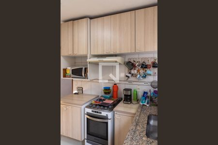 Casa à venda com 136m², 3 quartos e 4 vagas Casa à venda com 136m², 3 quartos e 4 vagasCozinha