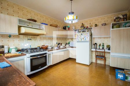 Casa à venda com 450m², 3 quartos e 10 vagas Casa à venda com 450m², 3 quartos e 10 vagasCozinha