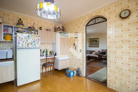 Casa à venda com 450m², 3 quartos e 10 vagas Casa à venda com 450m², 3 quartos e 10 vagasCozinha