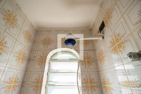 Casa à venda com 450m², 3 quartos e 10 vagas Casa à venda com 450m², 3 quartos e 10 vagasBanheiro de Serviço