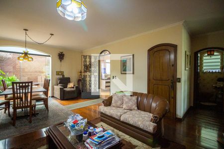 Casa à venda com 450m², 3 quartos e 10 vagas Casa à venda com 450m², 3 quartos e 10 vagasSala 2