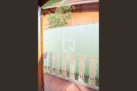 Casa à venda com 450m², 3 quartos e 10 vagas Casa à venda com 450m², 3 quartos e 10 vagasVaranda