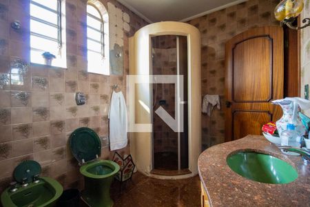 Casa à venda com 450m², 3 quartos e 10 vagas Casa à venda com 450m², 3 quartos e 10 vagasBanheiro da Suíte 1