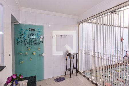 Casa à venda com 200m², 3 quartos e 3 vagas Casa à venda com 200m², 3 quartos e 3 vagasÁrea de Serviço