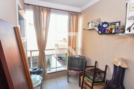 Casa à venda com 200m², 3 quartos e 3 vagas Casa à venda com 200m², 3 quartos e 3 vagasVaranda