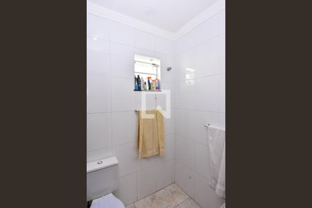 Casa à venda com 200m², 3 quartos e 3 vagas Casa à venda com 200m², 3 quartos e 3 vagasBanheiro da Suíte 2