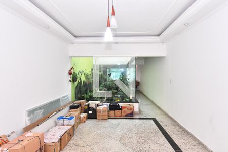 Casa à venda com 200m², 3 quartos e 3 vagas Casa à venda com 200m², 3 quartos e 3 vagasSala de Jantar