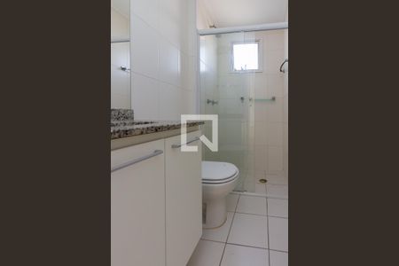 Apartamento à venda com 81m², 2 quartos e 1 vaga Apartamento à venda com 81m², 2 quartos e 1 vagaBanheiro