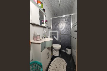 Casa à venda com 120m², 3 quartos e 2 vagas Casa à venda com 120m², 3 quartos e 2 vagasBanheiro