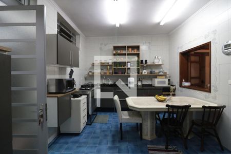 Casa à venda com 178m², 3 quartos e 3 vagasCozinha