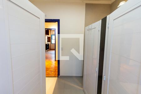 Casa à venda com 600m², 4 quartos e 6 vagas Casa à venda com 600m², 4 quartos e 6 vagasBanheiro Social