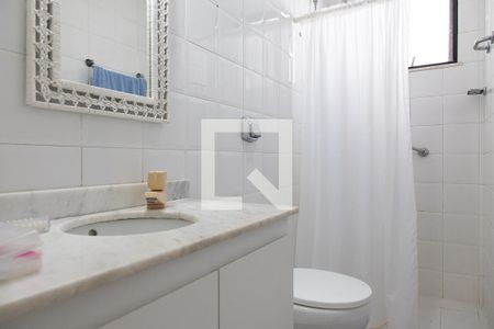 Apartamento para alugar com 98m², 2 quartos e 1 vagaBanheiro da suíte