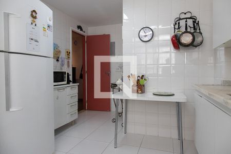 Apartamento para alugar com 98m², 2 quartos e 1 vagaCozinha 